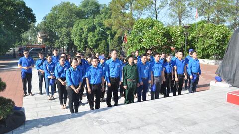 Các hoạt động xung kích, tình nguyện vì cuộc sống của Đoàn TNCS Hồ Chí Minh Viện Hàn lâm KHXH Việt Nam